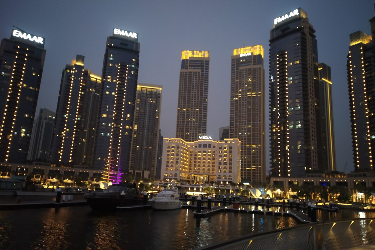 6 bedroom Villa in Jumeirah Village Triangle - Skyline view
